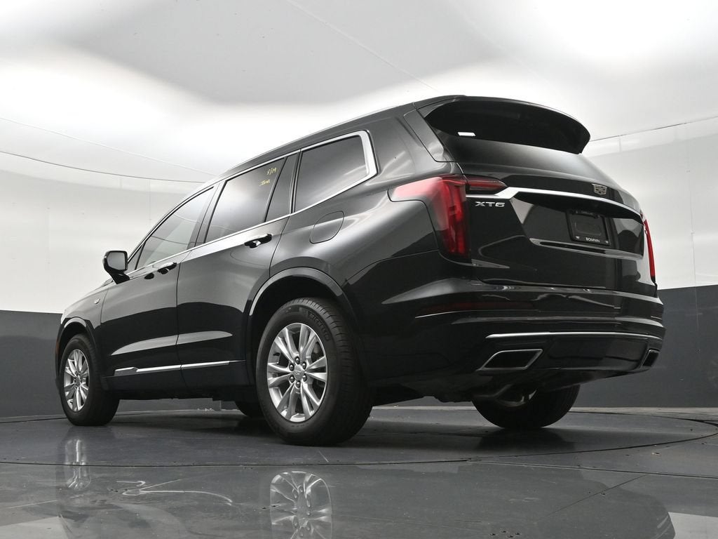 2025 Cadillac XT6 Luxury