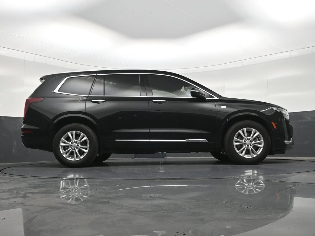 2025 Cadillac XT6 Luxury