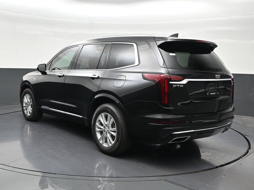 2025 Cadillac XT6 Luxury