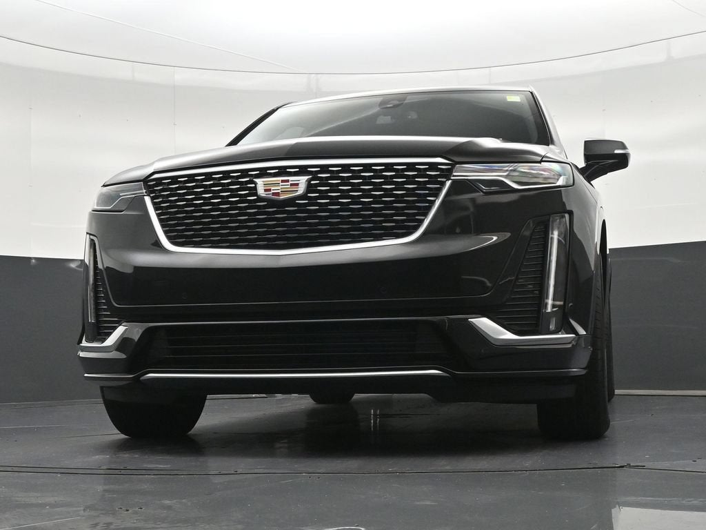 2025 Cadillac XT6 Luxury