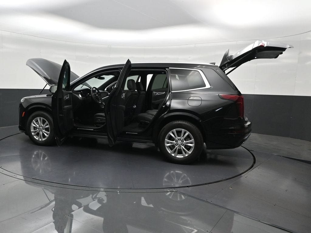 2025 Cadillac XT6 Luxury