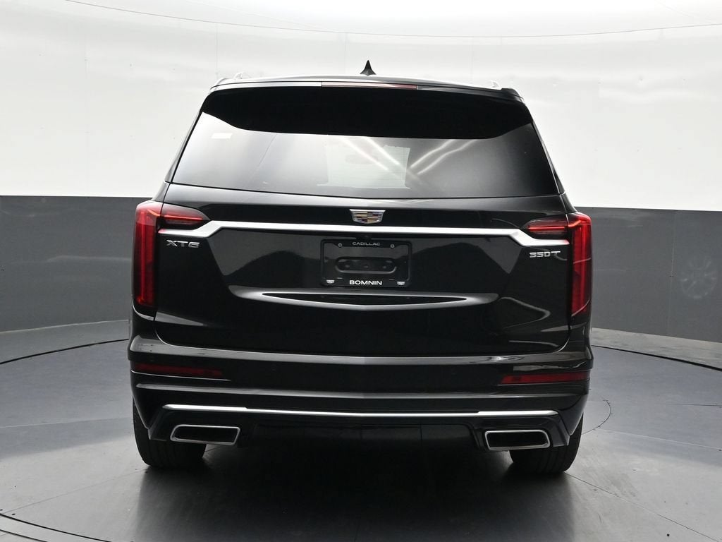 2025 Cadillac XT6 Luxury