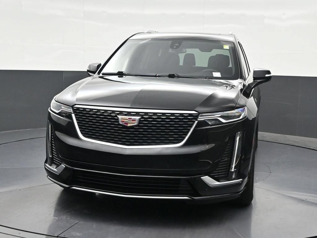 2025 Cadillac XT6 Luxury
