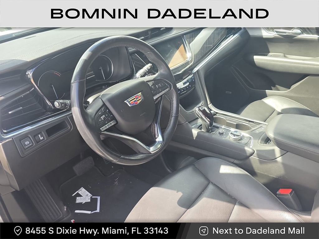 2023 Cadillac XT6 Premium Luxury