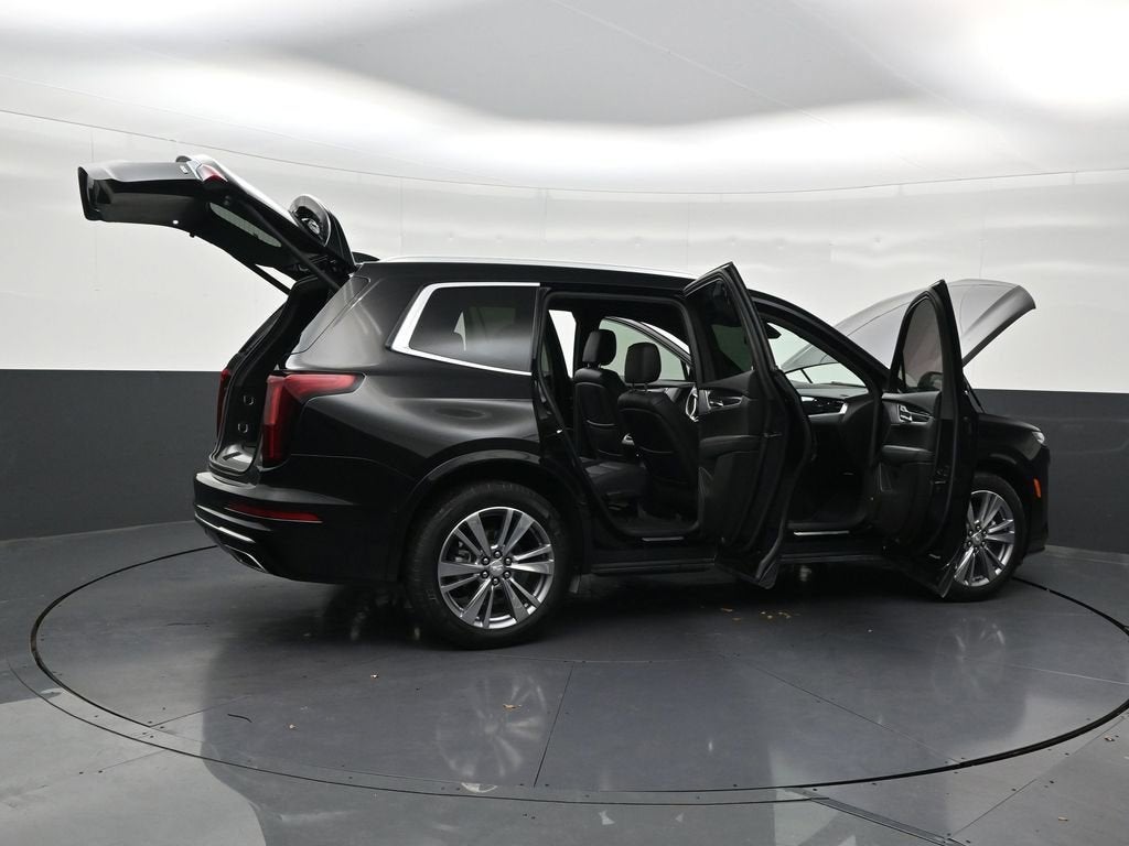 2025 Cadillac XT6 Premium Luxury