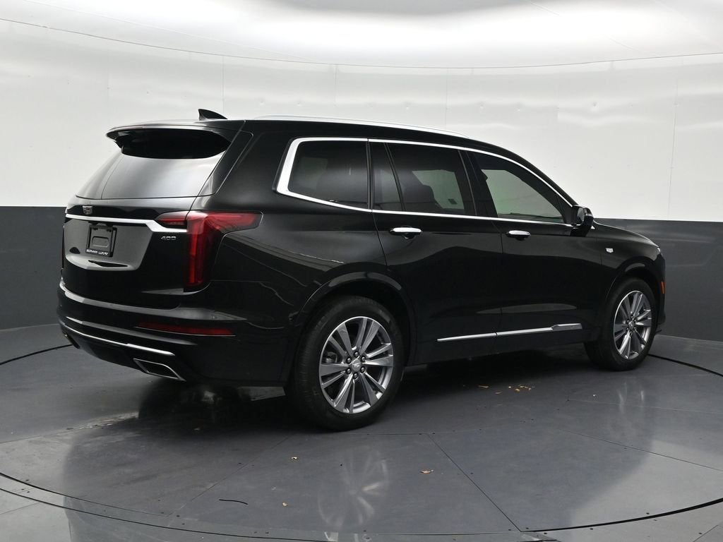 2025 Cadillac XT6 Premium Luxury