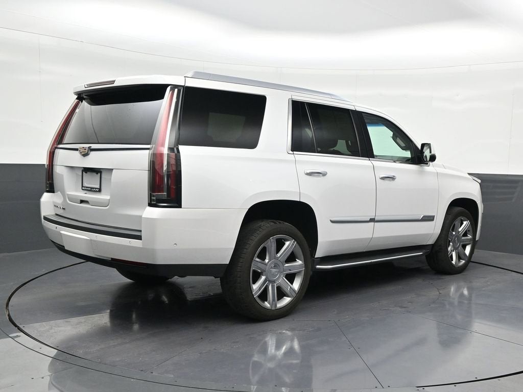 2019 Cadillac Escalade Luxury