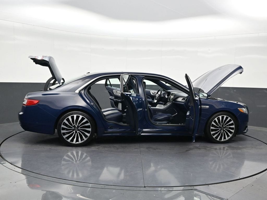 2017 Lincoln Continental Black Label