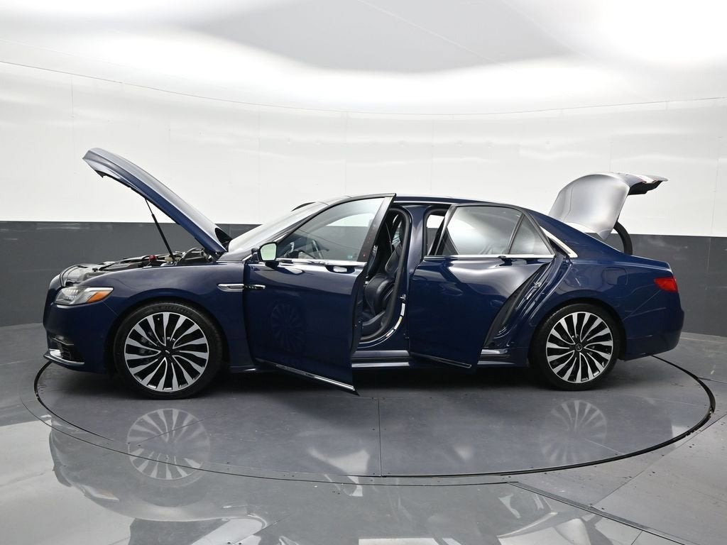 2017 Lincoln Continental Black Label