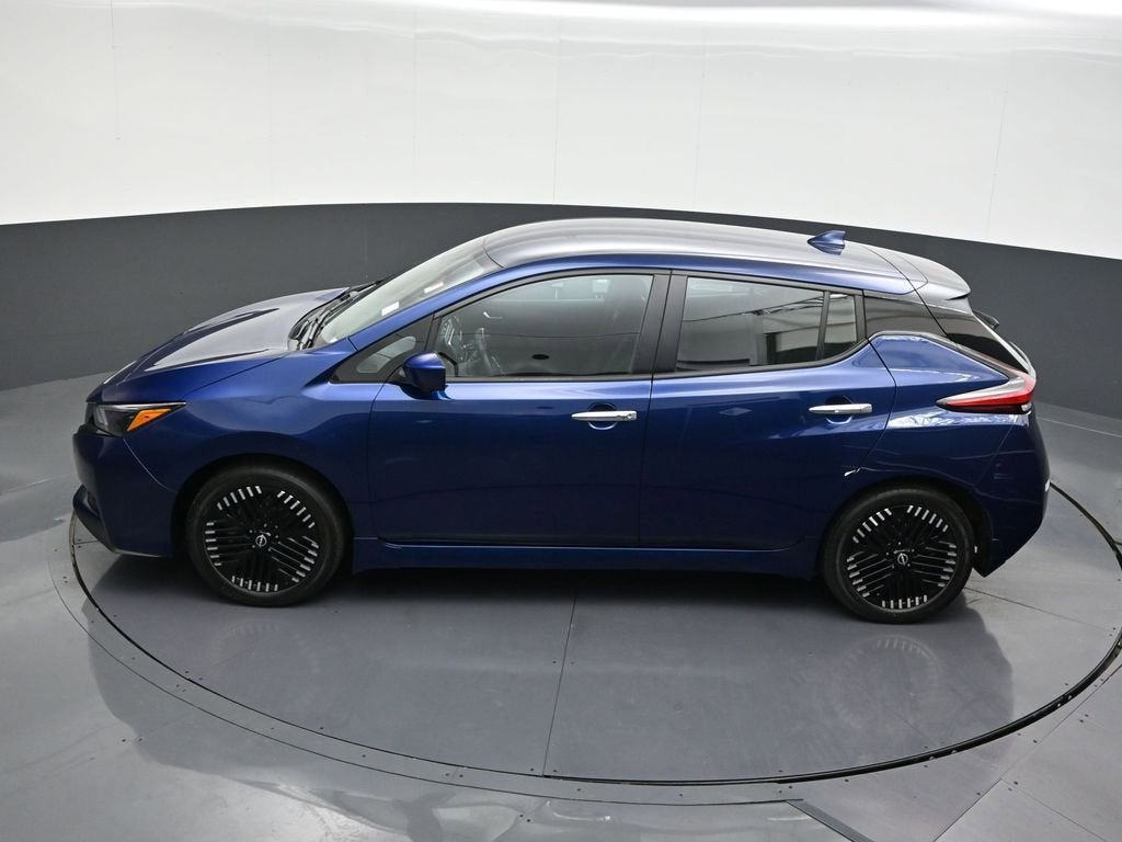 2023 Nissan LEAF SV PLUS
