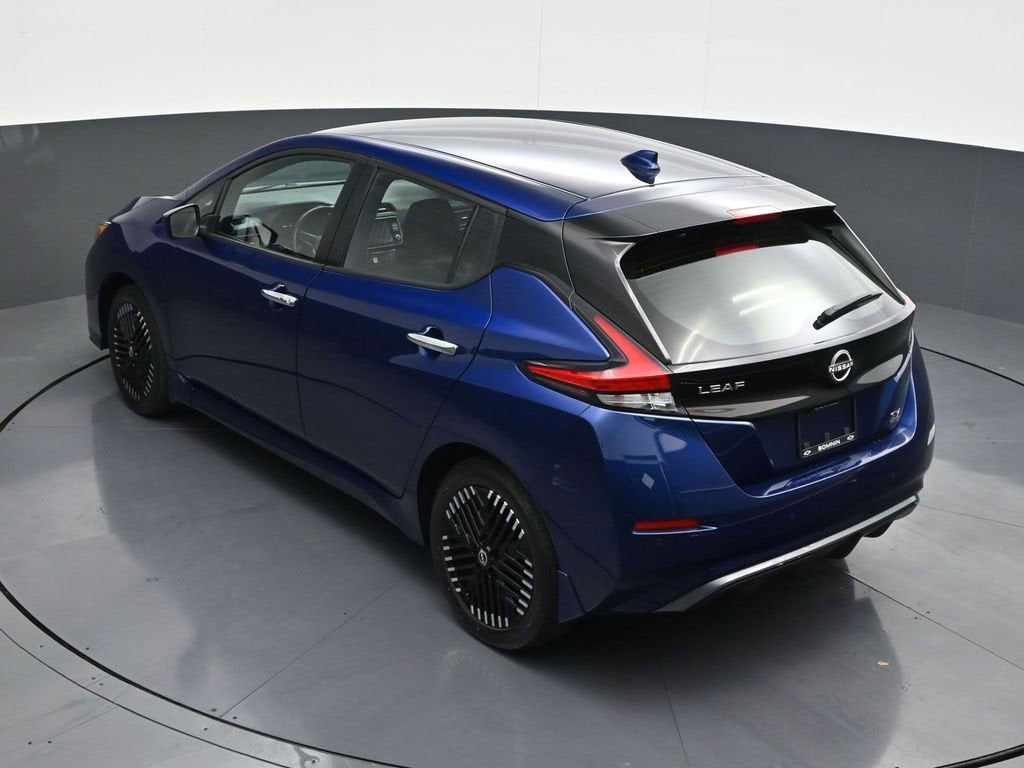 2023 Nissan LEAF SV PLUS