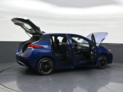 2023 Nissan LEAF SV PLUS
