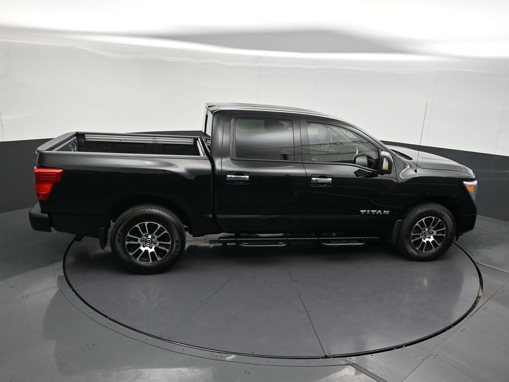 2021 Nissan Titan SV