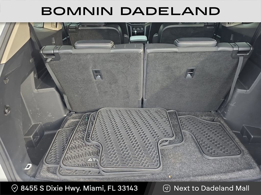 2022 Volkswagen Atlas 3.6L V6 SEL R-Line