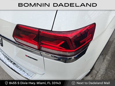 2022 Volkswagen Atlas 3.6L V6 SEL R-Line