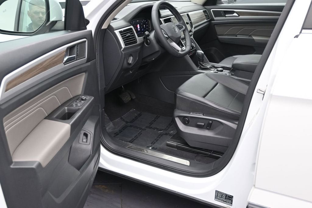 2023 Volkswagen Atlas 2.0T SEL