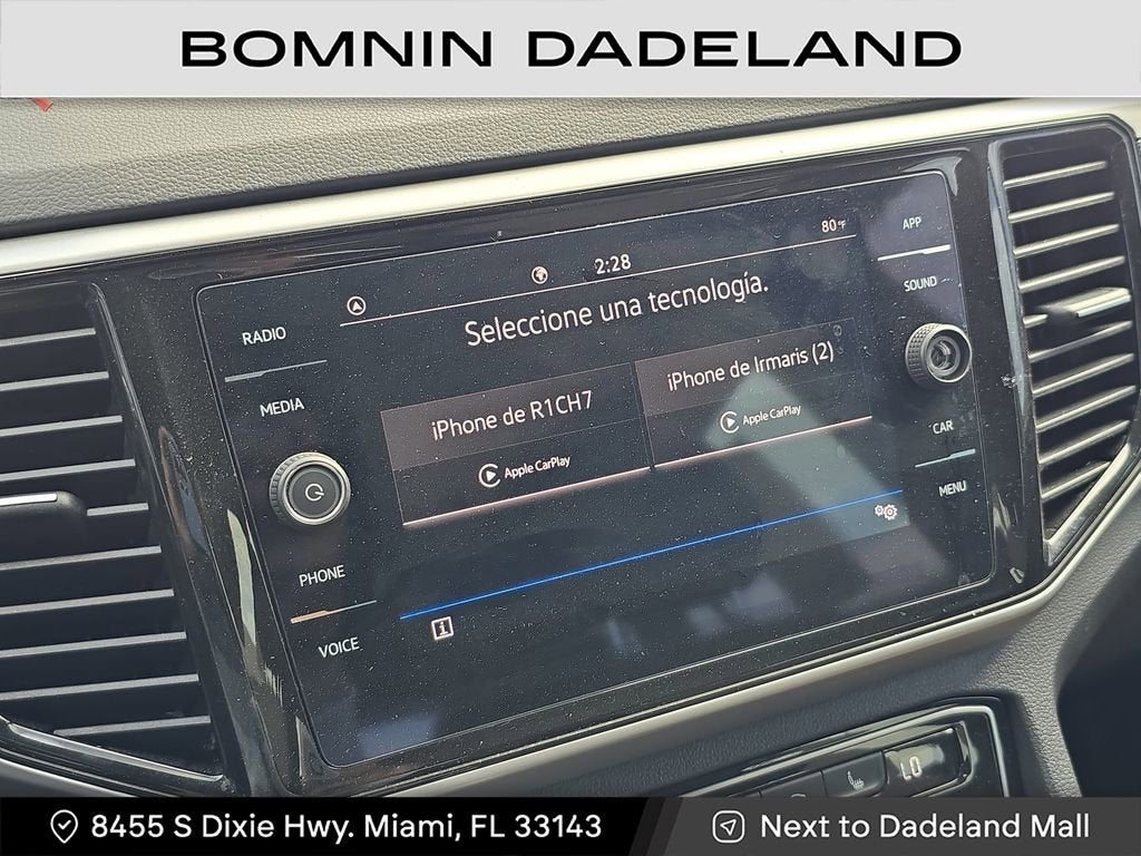 2022 Volkswagen Atlas Cross Sport 2.0T SE w/Technology