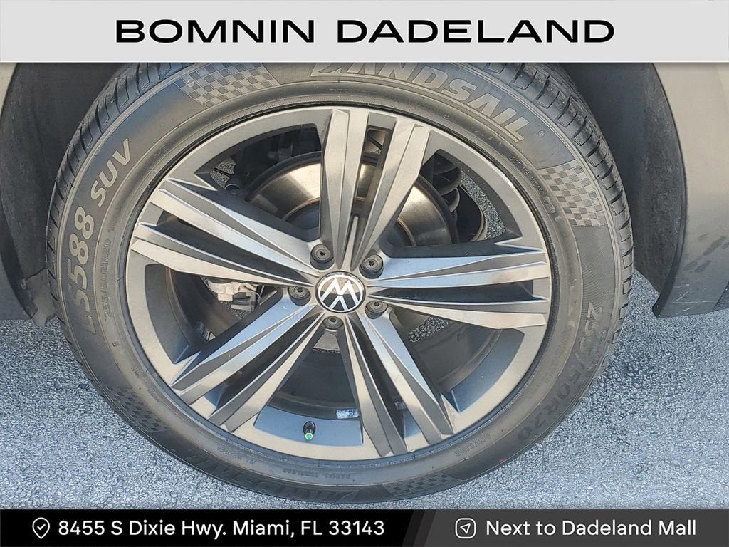 2021 Volkswagen Atlas 3.6L V6 SE w/Technology R-Line