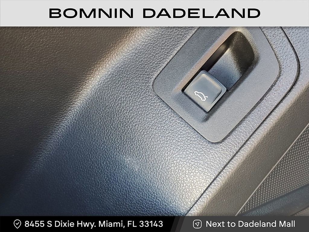 2021 Volkswagen Atlas 3.6L V6 SE w/Technology R-Line