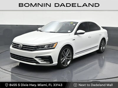 2017 Volkswagen Passat R-Line w/Comfort Pkg