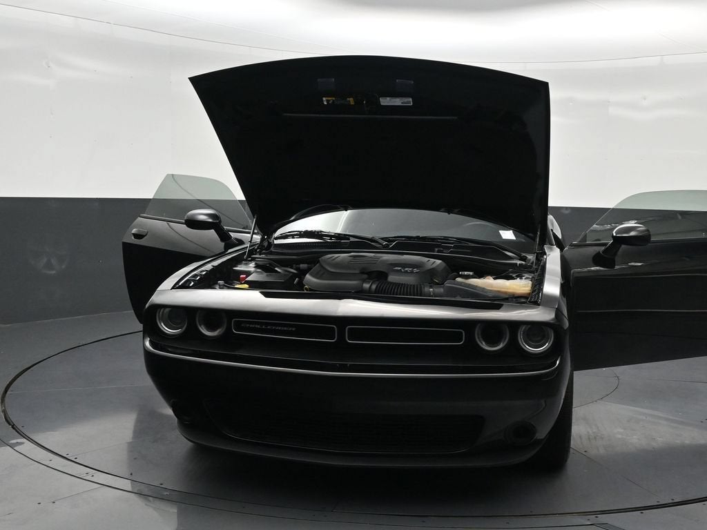 2023 Dodge Challenger SXT