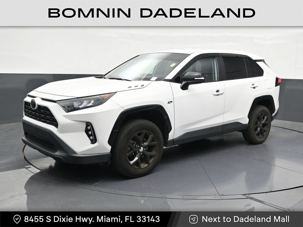 2022 Toyota RAV4 LE