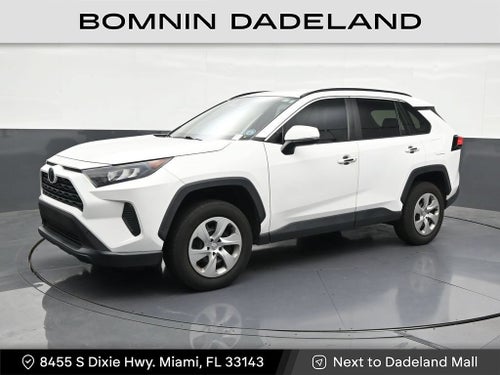 2020 Toyota RAV4 LE