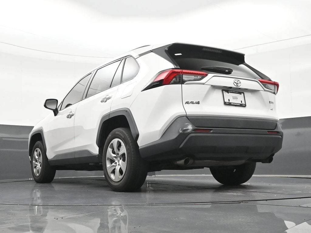 2020 Toyota RAV4 LE