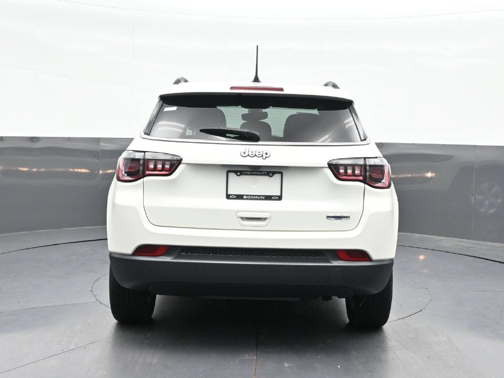 2021 Jeep Compass Latitude FWD
