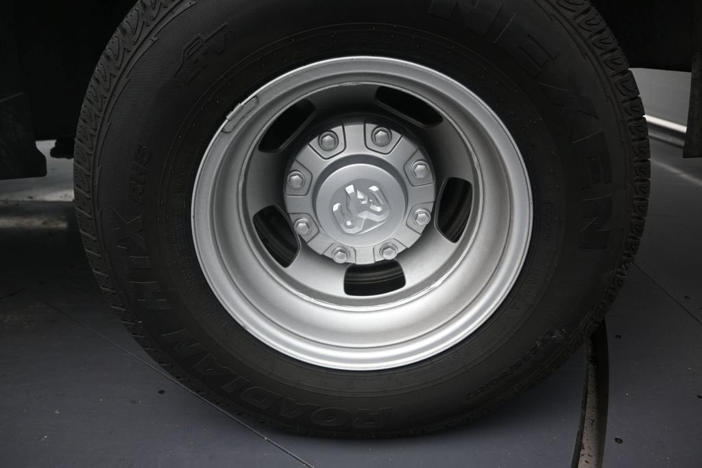2024 RAM 3500 Tradesman Crew Cab 4x4 8' Box