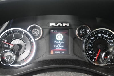 2024 RAM 3500 Tradesman Crew Cab 4x4 8' Box