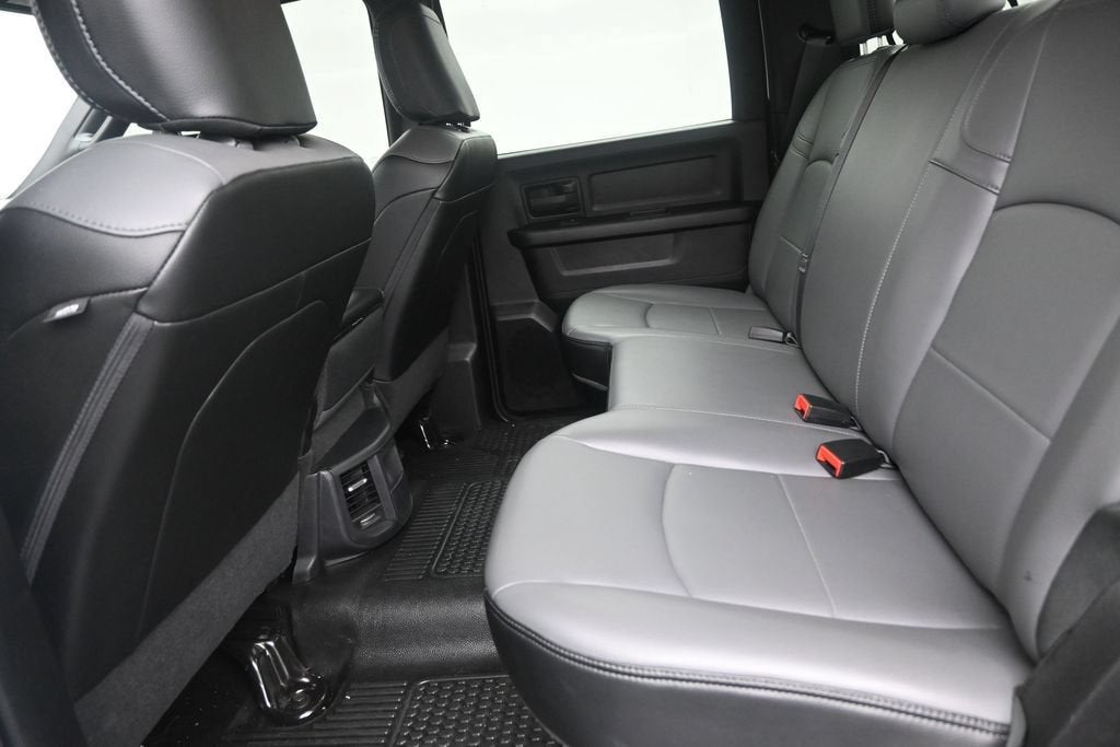 2024 RAM 3500 Tradesman Crew Cab 4x4 8' Box