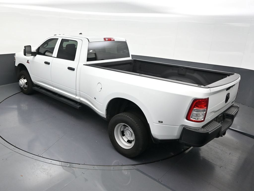 2024 RAM 3500 Tradesman Crew Cab 4x4 8' Box