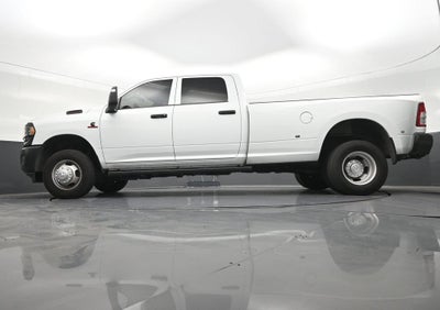 2024 RAM 3500 Tradesman Crew Cab 4x4 8' Box