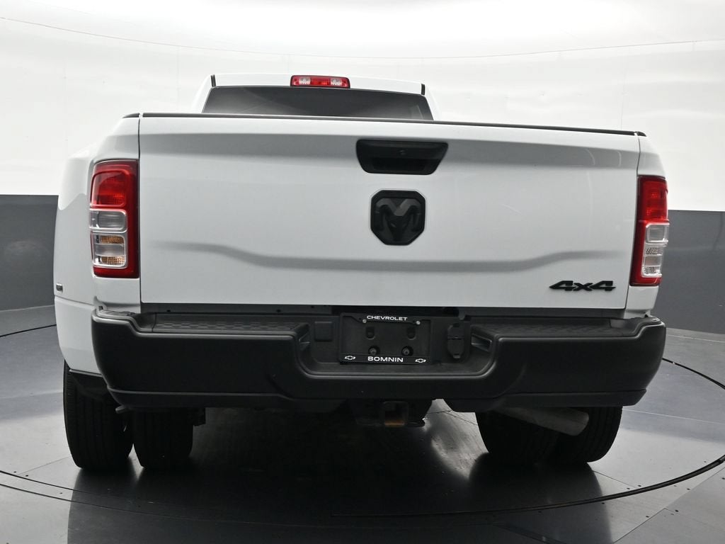 2024 RAM 3500 Tradesman Crew Cab 4x4 8' Box