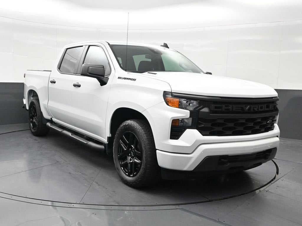 2025 Chevrolet Silverado 1500 Custom