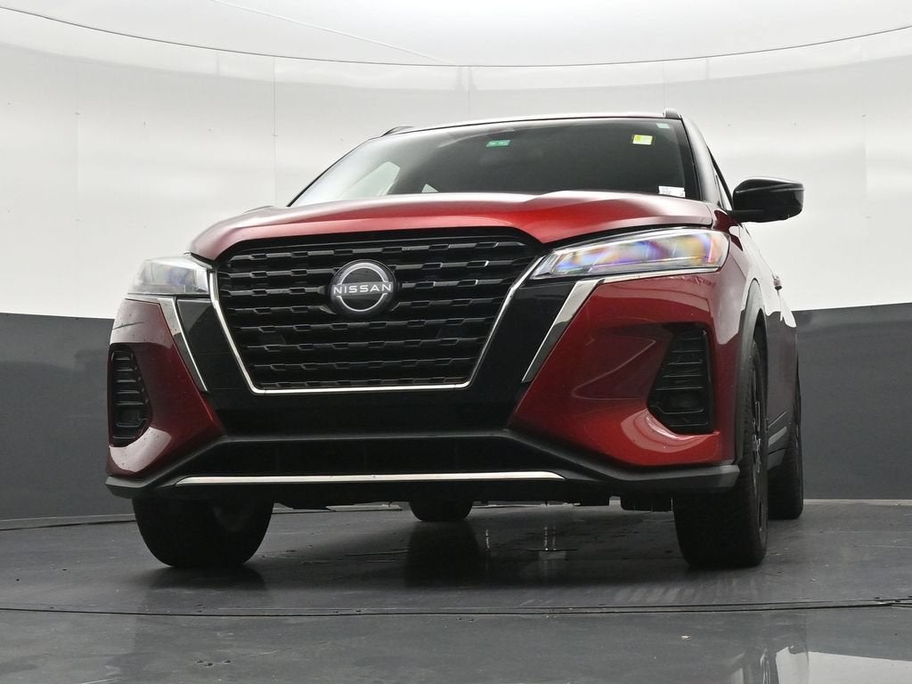 2023 Nissan Kicks SR Xtronic CVT