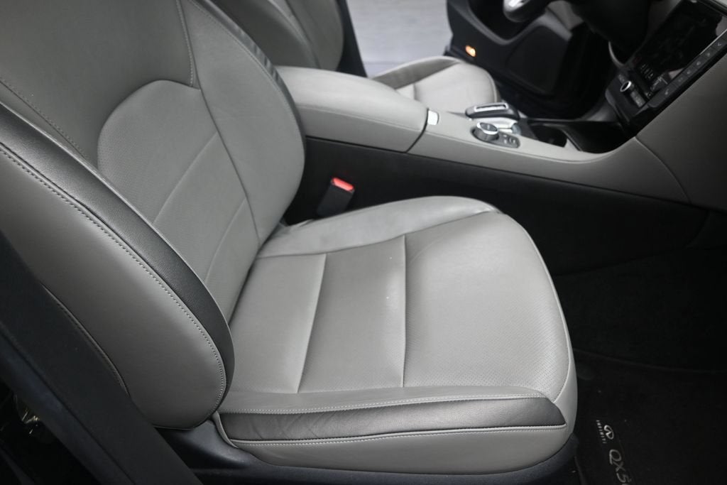 2023 INFINITI QX50 LUXE