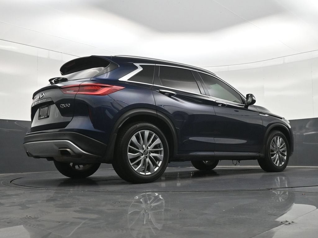 2023 INFINITI QX50 LUXE