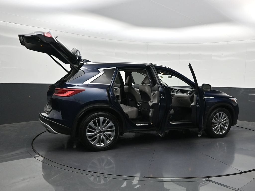2023 INFINITI QX50 LUXE