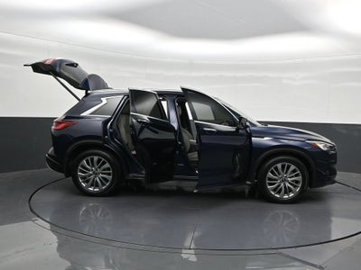 2023 INFINITI QX50 LUXE