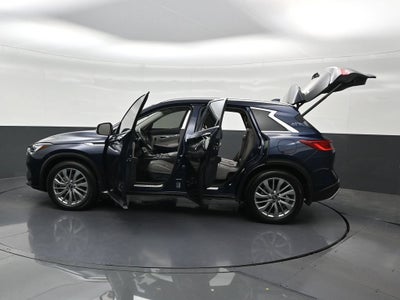 2023 INFINITI QX50 LUXE