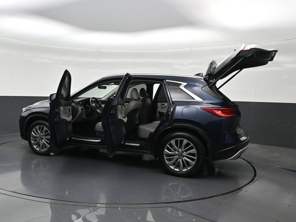 2023 INFINITI QX50 LUXE