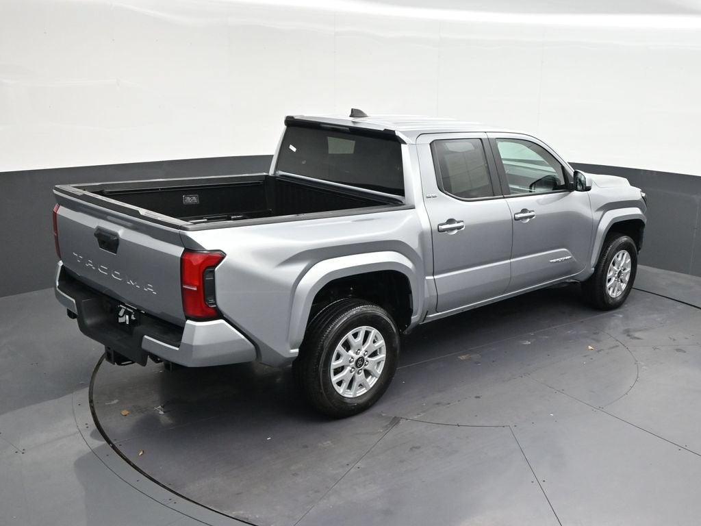 2025 Toyota Tacoma 2WD SR5