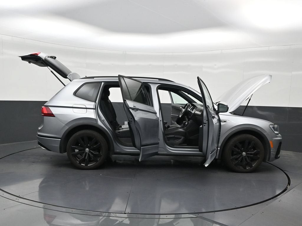 2021 Volkswagen Tiguan 2.0T SE R-Line Black