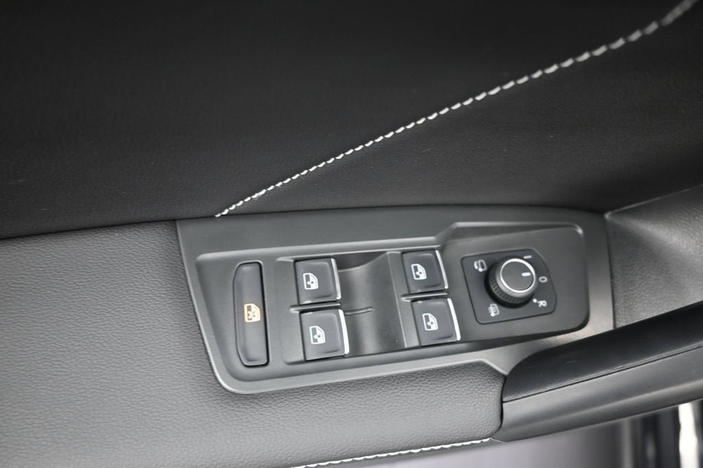 2024 Volkswagen Tiguan 2.0T SEL R-Line