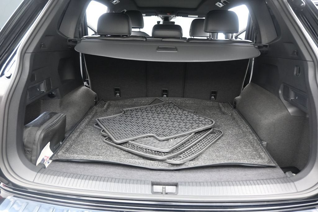 2024 Volkswagen Tiguan 2.0T SEL R-Line