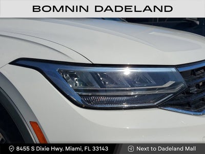 2022 Volkswagen Tiguan SE R-Line Black