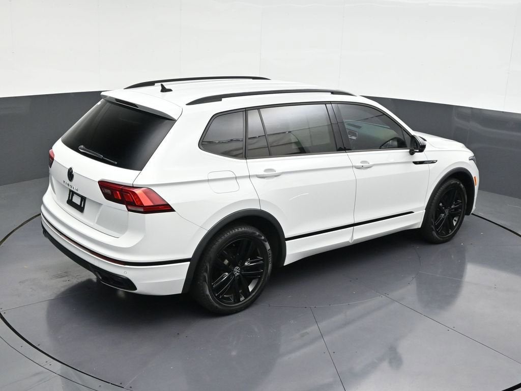 2022 Volkswagen Tiguan SE R-Line Black