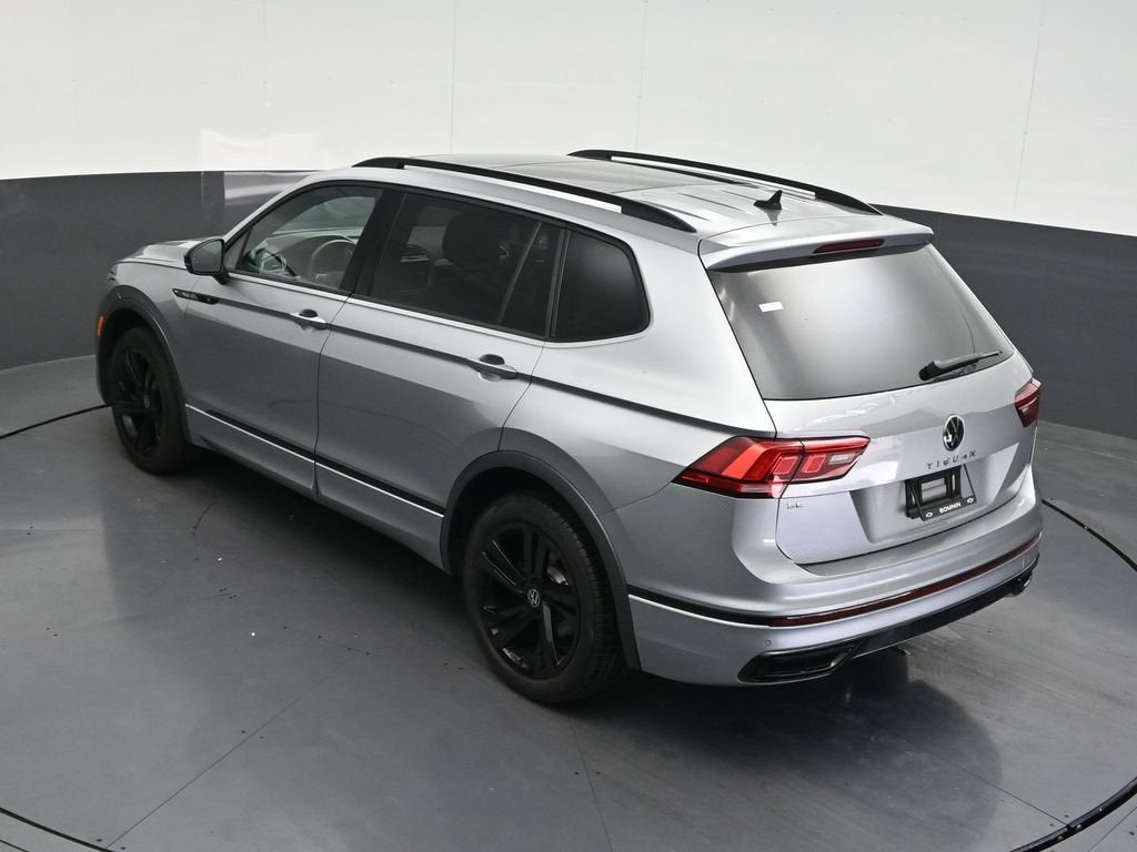 2023 Volkswagen Tiguan SE R-Line Black